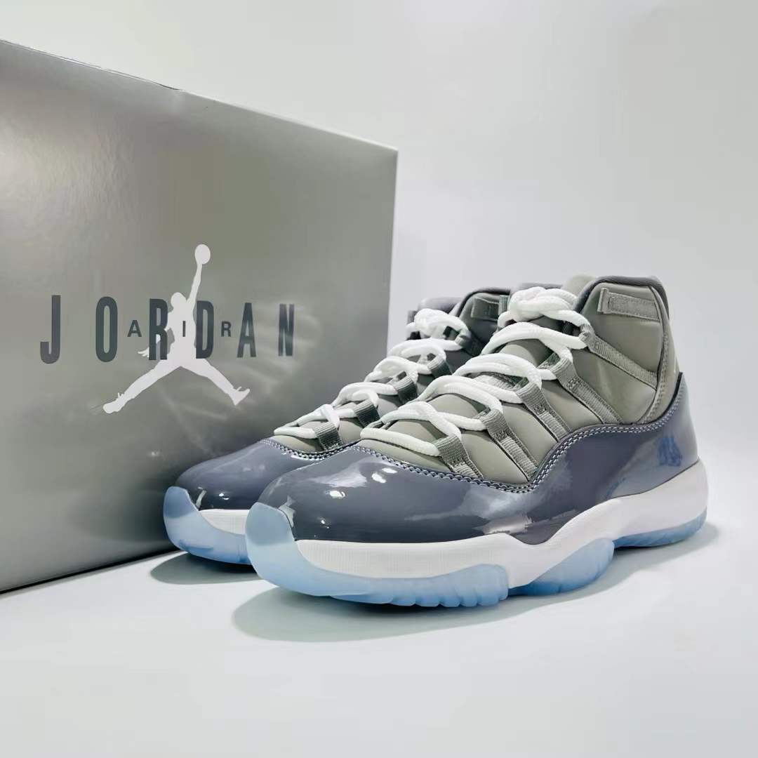 AIR JORDAN 11 RETRO COOL GREY